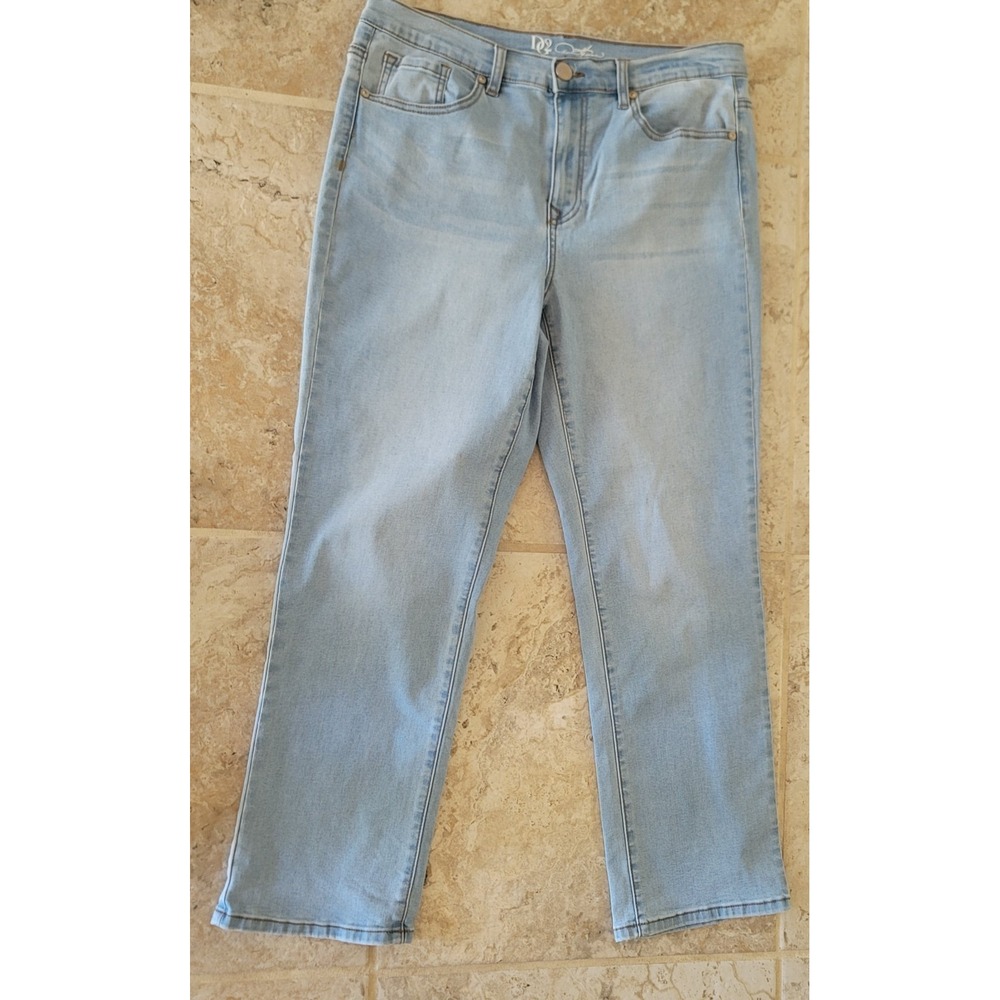 DG2 by Diane Gilman Women's Stretch Denim StraightLeg Jean SZ 14